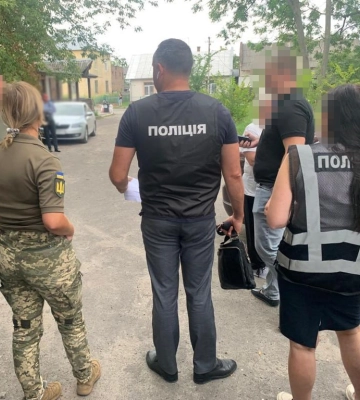 Тысячу долларов за отсрочку: во Львовской области задержали чиновника ТЦК