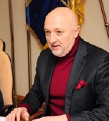Суд знову продовжив обов'язки ексголові Полтавської ОДА