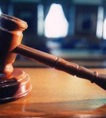 Жителю Сміли вручили підозру. Він міг допомагати чоловікам за гроші уникнути призову