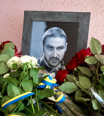 У Харкові встановили меморіальну дошку військовослужбовцю Станіславу Парталі