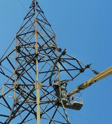Як енергетики з Рівненщини повертають «світло» на поруйновану Херсонщину