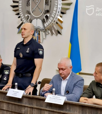 У Дніпрі держсекретар МВС України Інна Ящук разом з керівниками міста та області привітали нового ректора Університету&amp;hellip;