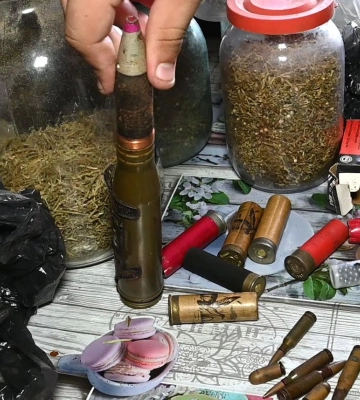На Полтавщині у чоловіка вилучили наркотики, рушницю та гранату