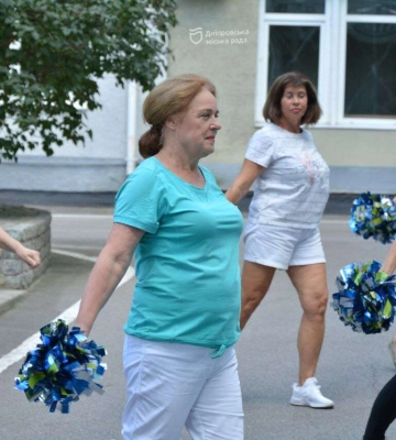 Мешканців Дніпра елегантного віку запрошують на черлідинг в УТВ