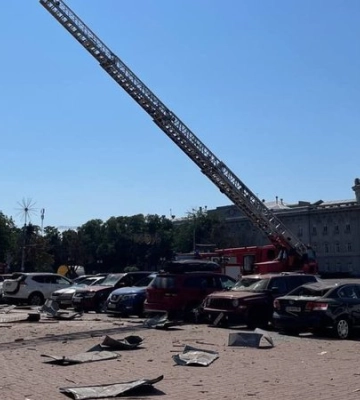 У момент ракетного удару в центрі Чернігова проходила виставка дронів — журналістка