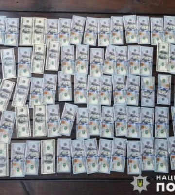 8500 доларів США за сприяння зі зняття з військового обліку – миколаївські поліцейські затримали посередника на вимаганні&amp;hellip;