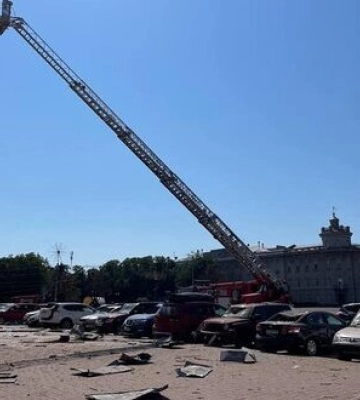 Унаслідок ракетного удару РФ по центру Чернігова пошкоджено пам’ятку архітектури національного значення - П’ятницьку церкву, - МКІП