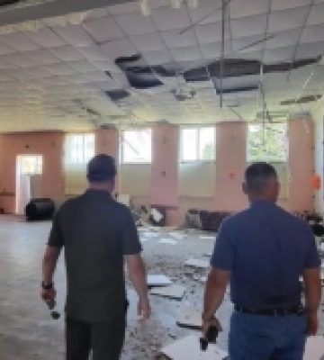 На Хмельниччині показали наслідки нічної атаки РФ - пошкоджені сотні будинків