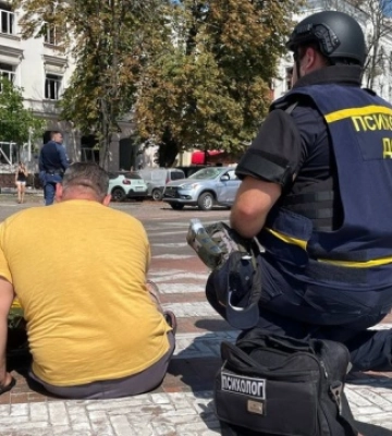 В одній із лікарень Чернігова розповіли про стан постраждалих від ракетної атаки РФ