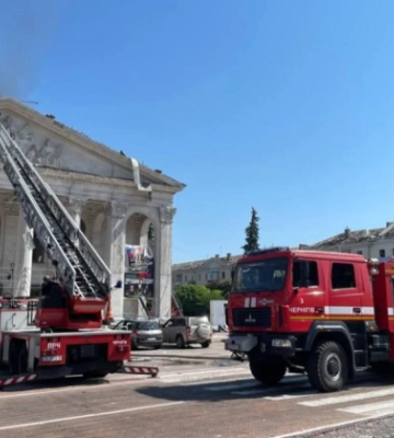 В результате ракетного удара РФ по центру Чернигова поврежден памятник архитектуры национального значения - Пятницкая церковь, - МКИП