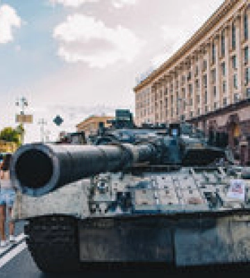 Киев не проводит массовые мероприятия на День Независимости, покажут подбитую технику РФ