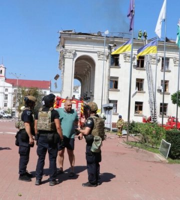 Ракетний удар по Чернігову: поліція уточнила кількість поранених