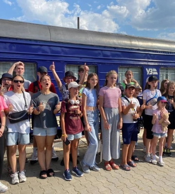 Діти з Херсонської області вирушили на відпочинок до Угорщини