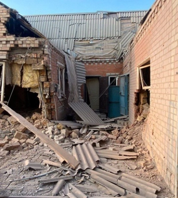 В ОВА показали наслідки удару росіян по Нікополю, є поранена