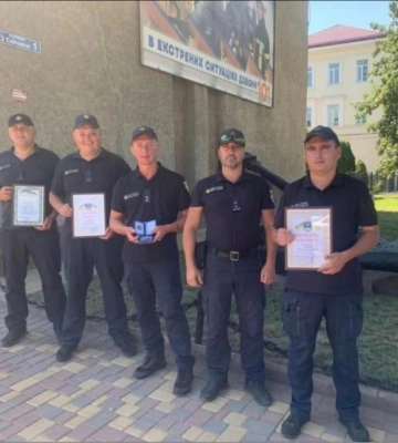 Піротехніки з Рівненщини отримали нагороди від Миколаївської ОВА