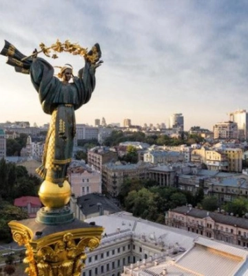 Прогноз погоди в Україні на понеділок: мінлива хмарність, подекуди до 37 градусів тепла