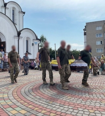 На Волині провели в останню дорогу воїна Сергія Степанкевича 