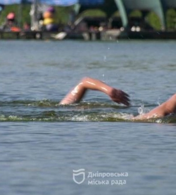 Дніпро — спортивна столиця: у місті провели змагання з плавання, бігу, акватлону