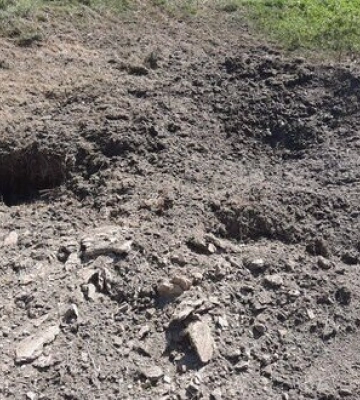Россияне четыре раза за день атаковали Никопольщину, повреждены дома, хозяйственные постройки, автомобили и ЛЭП. ФОТОрепортаж