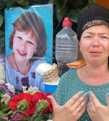 &quot;Осколок попал в сердце&quot;: рассказ матери, которая потеряла 6-летнюю дочь из-за обстрела Чернигова