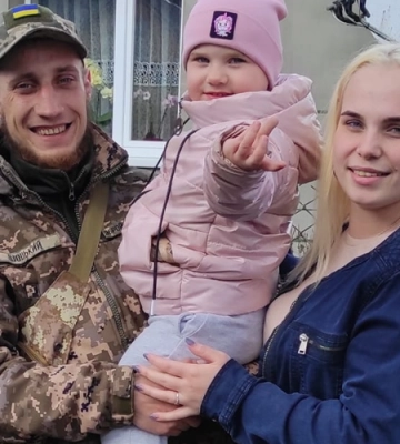Маленька донечка досі чекає тата: молодому воїну з Волині просять присвоїти звання Героя України