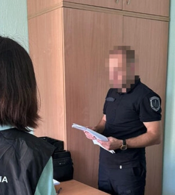 Виплачував зарплати військовим, які по 3 місяці не з’являлися на службу: повідомлено про підозру командиру з Миколаївщини, який&amp;hellip;