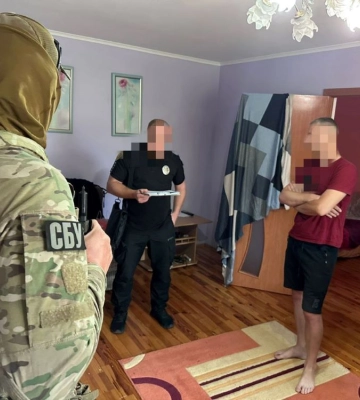Жителів Рівненщини підозрюють в організації схем виїзду військовозобов’язаних за кордон