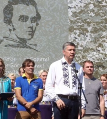 У звільненій Бородянці пройшла церемонія вручення Шевченківської премії (відео)