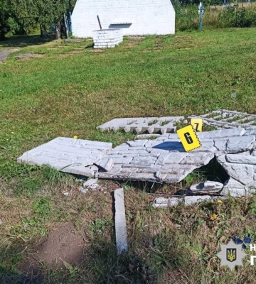 На Звенигородщині 13-річна водійка скутера в’їхала бетонний паркан