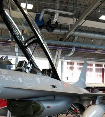 Україна може використовувати винищувачі F-16 тільки на своїй території - міністр оборони Данії