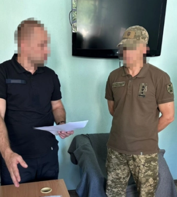 На Миколаївщині командир військової частини безпідставно нарахував підлеглим майже 5,5 млн грн виплат, - ДБР