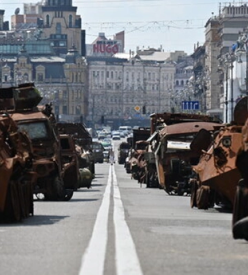 Выставка уничтоженной военной техники РФ на столичном Крещатике. ВИДЕО+ФОТОрепортаж