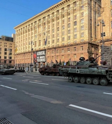 На Крещатике выставили уничтоженную российскую технику.