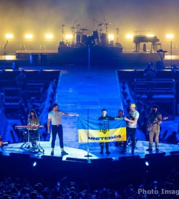 У Києві оформили закордонний паспорт юнаку з Миколаївщини – герою кліпу Imagine Dragons