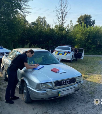 На Волині п&#039;яний на Audi переїхав три велосипеди й сунув хабаря копам 