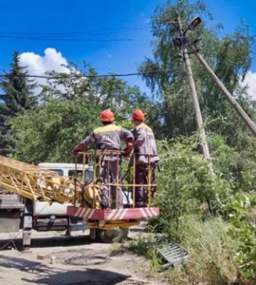 ДТЕК повернула світло для 61 тис. споживачів у двох областях