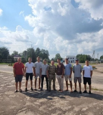 Наймолодшому – 19: волонтери з Волині поїхали відбудовувати Херсонщину