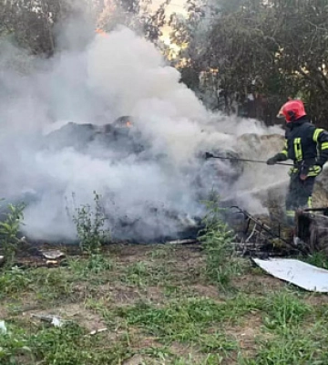 В Кривом Роге спасатели ликвидировали пожар на территории частного дома