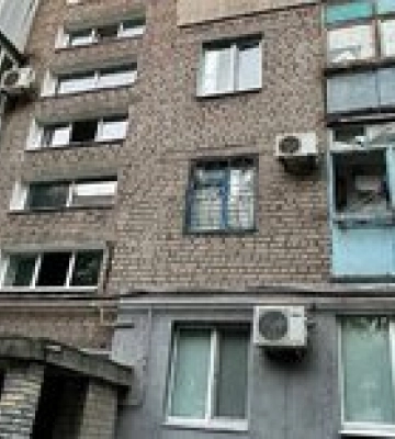 Запорожье. Россияне ночью ударили по городу, повреждены многоэтажки — фото последствий
