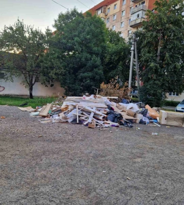 Мукачівець сплатить штраф за складування будівельних відходів у невстановленому місці