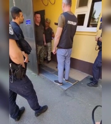В Одессе и Ровно проводят массовые обыски в военкоматах, — СМИ (видео)