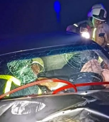 На Дніпропетровщині зіштовхнулися легковик та автоцистерна: є постраждалий