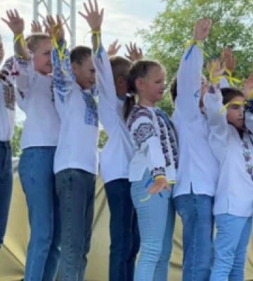 Майже 50 тисяч гривень для ЗСУ зібрали під час благодійного концерту місцевих колективів у Жовтанецькій громаді