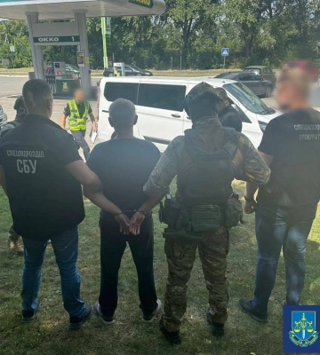 На Вінниччині командира військкомату затримали при отриманні хабара у розмірі $2000