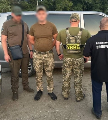 Вымогали взятку за осмотр судов: в Одесской области задержаны пограничники
