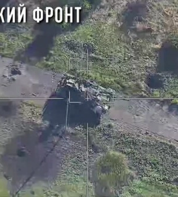 Оккупанты по ошибке взорвали свой танк Т-90М &quot;Прорыв&quot; в Запорожской области. ВИДЕО