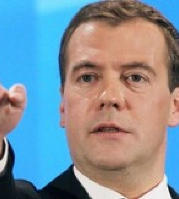 Медведев заявил о планах РФ присоединить оккупированные регионы Грузии