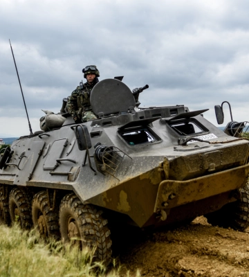 Болгарія готова передати Україні близько 100 бронетранспортерів