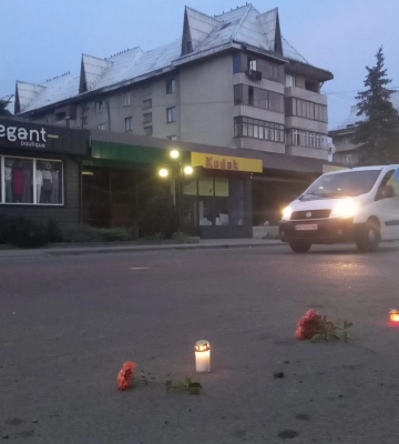 Дубове навколішки зустріло загиблого Героя