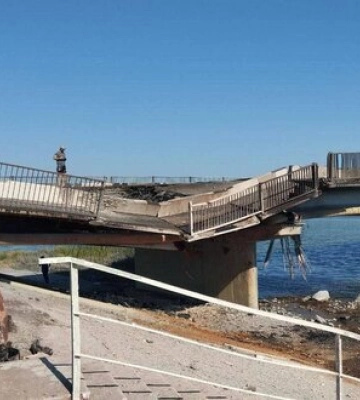 Британська розвідка проаналізувала ситуацію з мостами між півднем України та окупованим Кримом